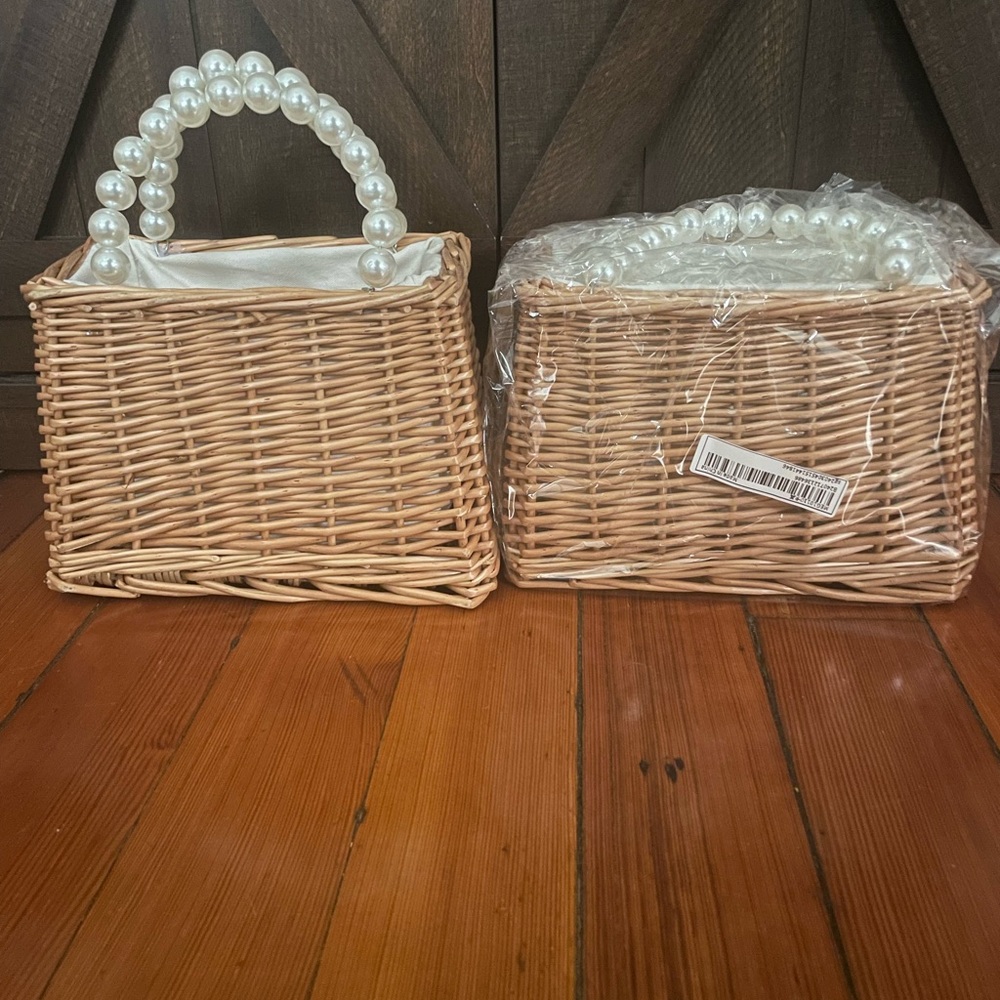 Wicker Basket Bag with Pearl Handle